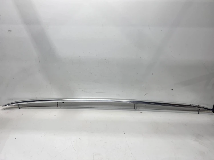 RELING DACHOWY CHROM LEWY AUDI A4 B9 AVANT 8W9860021D