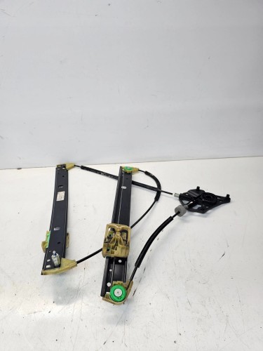 MECHANIZM SZYBY LEWY PRZÓD AUDI Q3 8U0837461