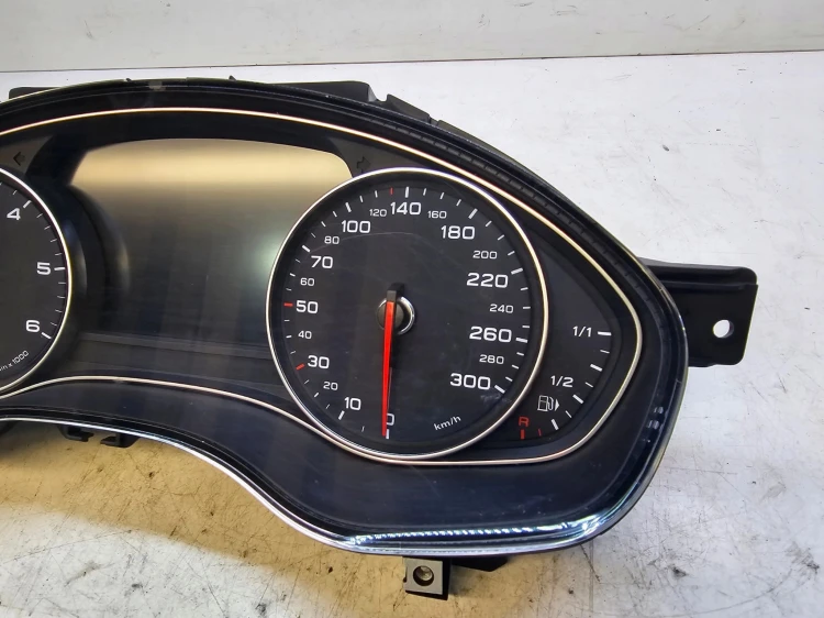 LICZNIK ZEGARY AUDI A6 C7 LIFT A7 3.0 TDI 4G8920934H