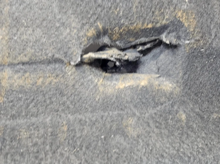 OSŁONA PODWOZIA ŚRODKOWA LEWA DUŻA AUDI Q3 8U 8U0825207 1/26