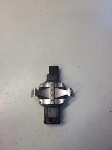 CZUJNIK SENSOR DESZCZU AUDI A4 A5 A6 A7 8U0955559B