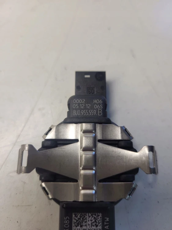 CZUJNIK SENSOR DESZCZU AUDI A4 A5 A6 A7 8U0955559B