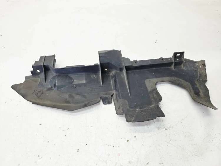 KIEROWNICA POWIETRZA PRAWA AUDI Q7 4L 4L0121284A