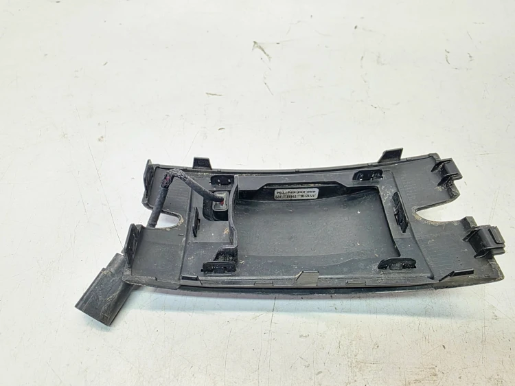 ZAŚLEPKA OBUDOWA LASERA RADARU AUDI A6 C8 4K0853631
