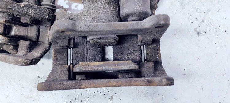 ZACISK HAMULCOWY TYŁ KOMPLET AUDI A6 C7 A7 330 MM