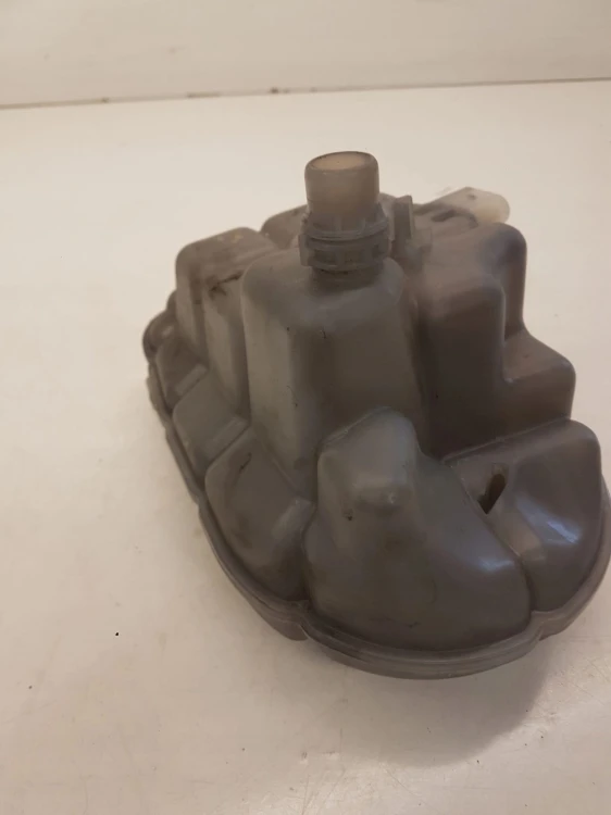 ZBIORNICZEK WYRÓWNAWCZY AUDI A6 C7 A7 4G0121403D