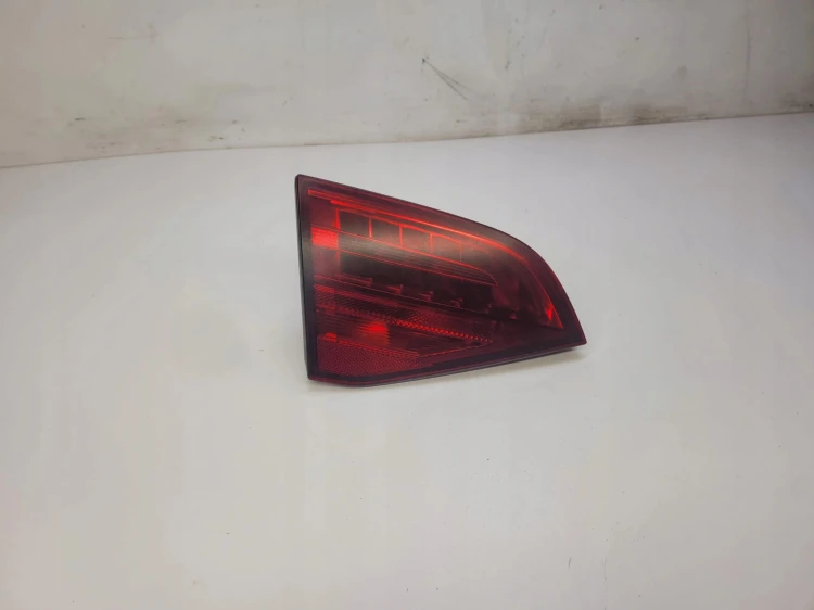 LAMPA LEWY TYŁ AUDI A4 B8 KOMBI LED 8K9945093B