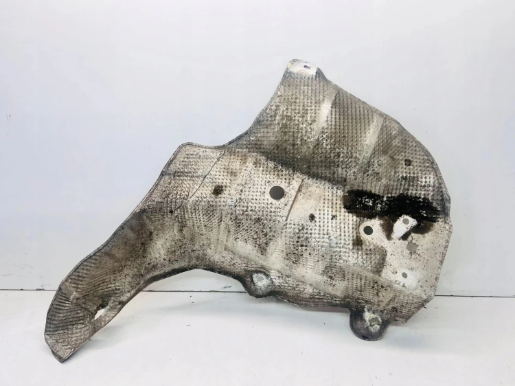 OSŁONA TERMICZNA TŁUMIKA PRAWA AUDI A6 C6 4F0804172A