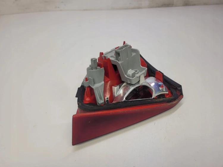 LAMPA LEWY TYŁ AUDI A4 B8 KOMBI LED 8K9945093B