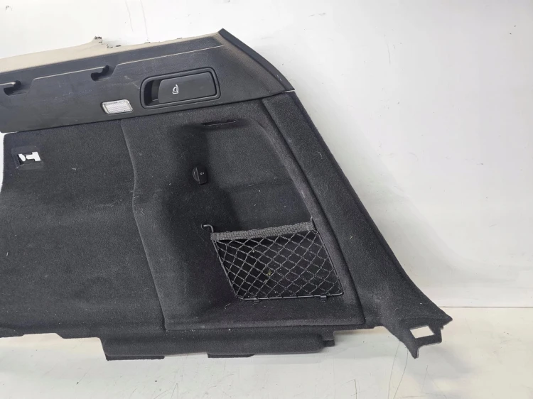 BOCZEK BAGAŻNIKA PRAWY AUDI Q5 8R 8R0863880L