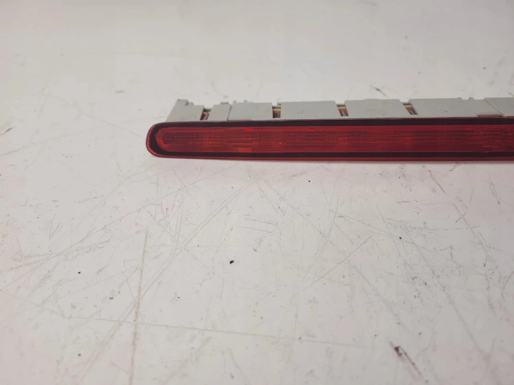 ŚWIATŁO STOP STOPU AUDI A3 8P CABRIO 8P7945097