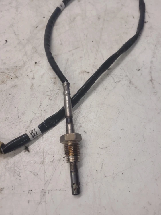 CZUJNIK TEMPERATURY SPALIN AUDI VW 04L906088B
