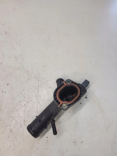 KRÓCIEC WODY AUDI VW SKODA 1.6 TDI 03L121131F