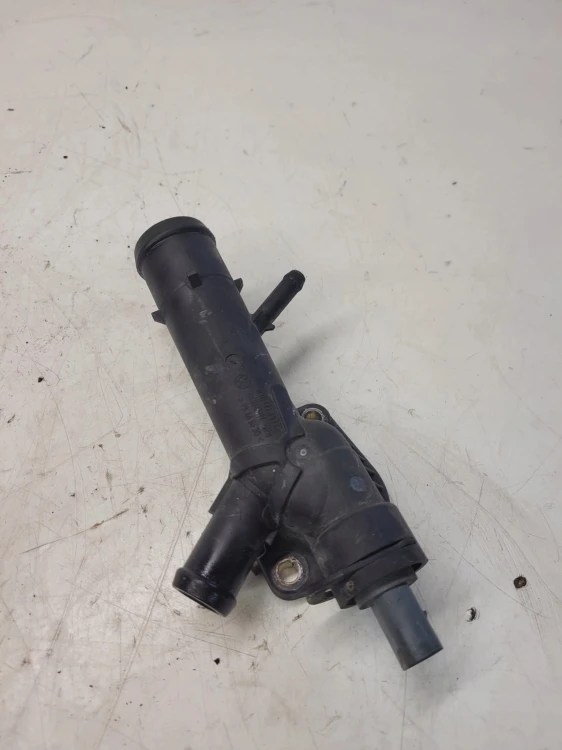 KRÓCIEC WODY AUDI VW SKODA 1.6 TDI 03L121131F