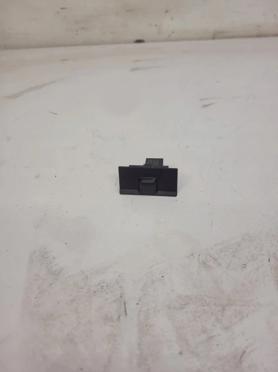 CZUJNIK NASŁONECZNIENIA AUDI A4 B9 A5 8W 8W0907539