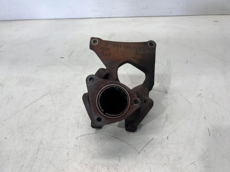 ŁĄCZNIK KOLEKTORA WYDECHOWEGO AUDI A6 C6 2.7 BPP 059131799L