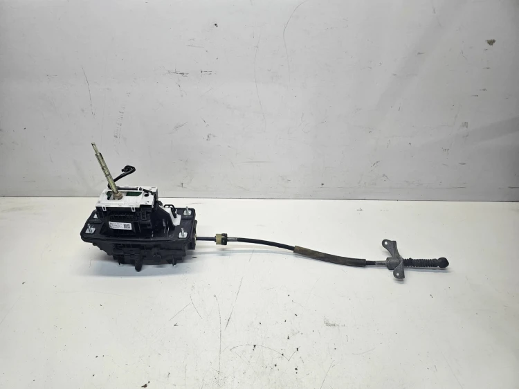 WYBIERAK BIEGÓW LEWAREK AUDI Q5 8R 8R1713041D