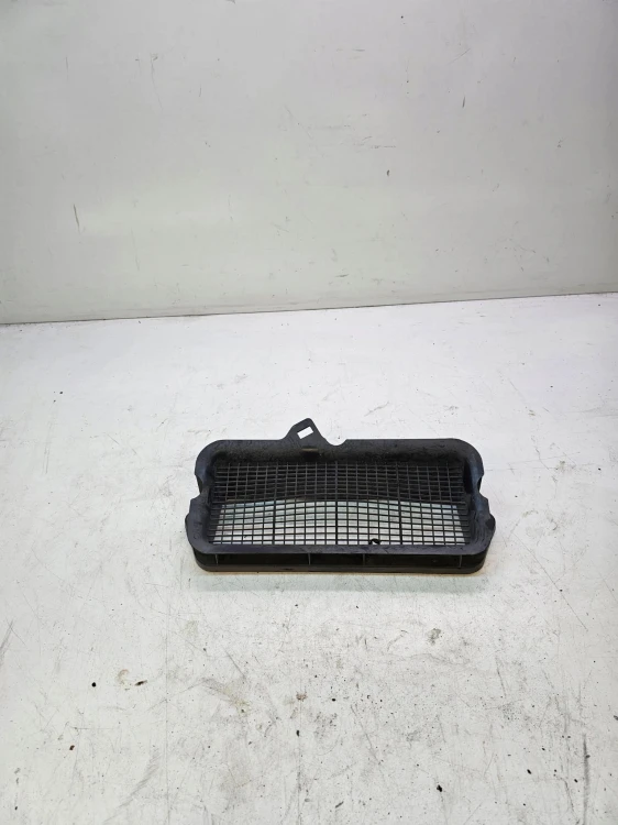 WLOT DOLOT POWIETRZA AUDI A3 8V VW SEAT SKODA 5Q0819479