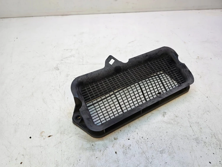 WLOT DOLOT POWIETRZA AUDI A3 8V VW SEAT SKODA 5Q0819479
