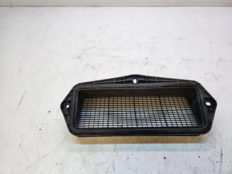 WLOT DOLOT POWIETRZA AUDI A3 8V VW SEAT SKODA 5Q0819479