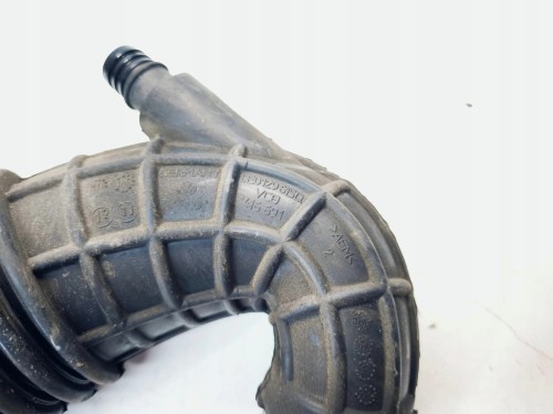 RURA SSĄCA POWIETRZA AUDI A4 B7 SEAT EXEO 2.0 TDI 8E0129615Q