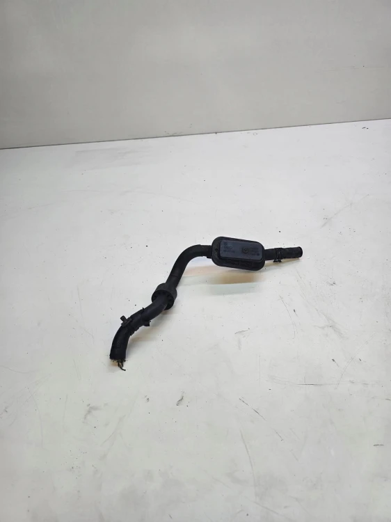 ZAWÓR PRZEWÓD PALIWA AUDI VW 1.6 2.0 TDI 5Q0127242