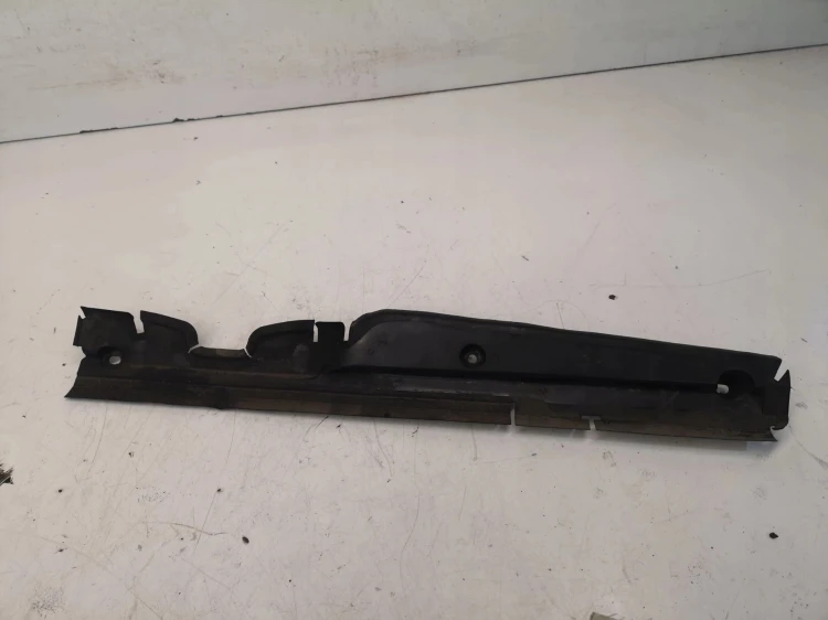 KIEROWNICA POWIETRZA AUDI A6 C7 A7 4G0121292E
