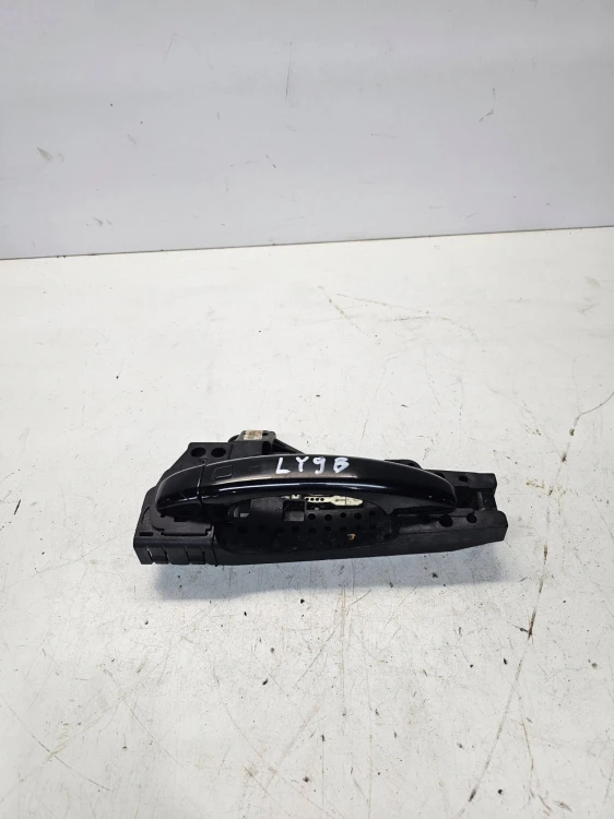 KLAMKA LEWA AUDI A4 B8 A5 8T Q5 LY9B 8T0837885A *