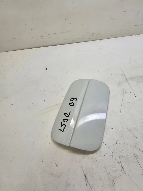 KLAPKA WLEWU PALIWA AUDI A4 B9 8W0809907 LS9R