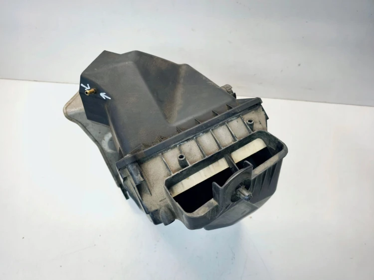 OBUDOWA FILTRA POWIETRZA AUDI A4 B6 B7 1.6 ALZ 06B133835BK