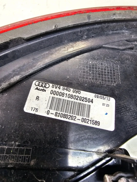 LAMPA PRAWY TYŁ AUDI A3 8V SPORTBACK 8V4945096