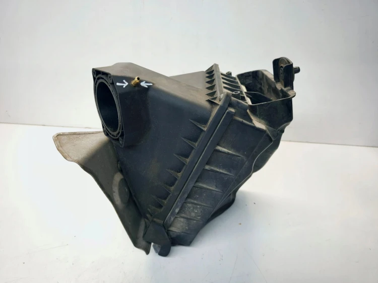 OBUDOWA FILTRA POWIETRZA AUDI A4 B6 B7 1.6 ALZ 06B133835BK