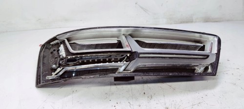 LAMPA LEWY TYŁ AUDI Q7 4M 4M0945093D USZKODZONA