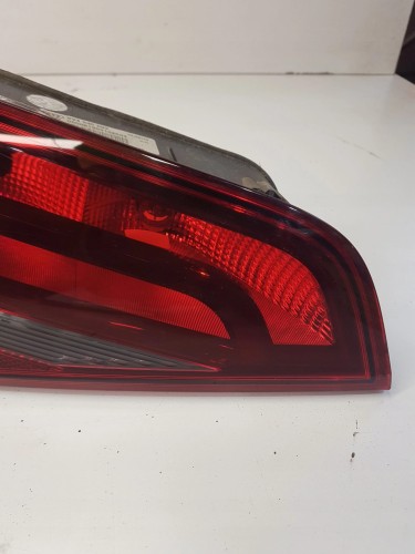 LAMPA LEWY TYŁ KLAPA AUDI A3 8V 5D 8V4945093