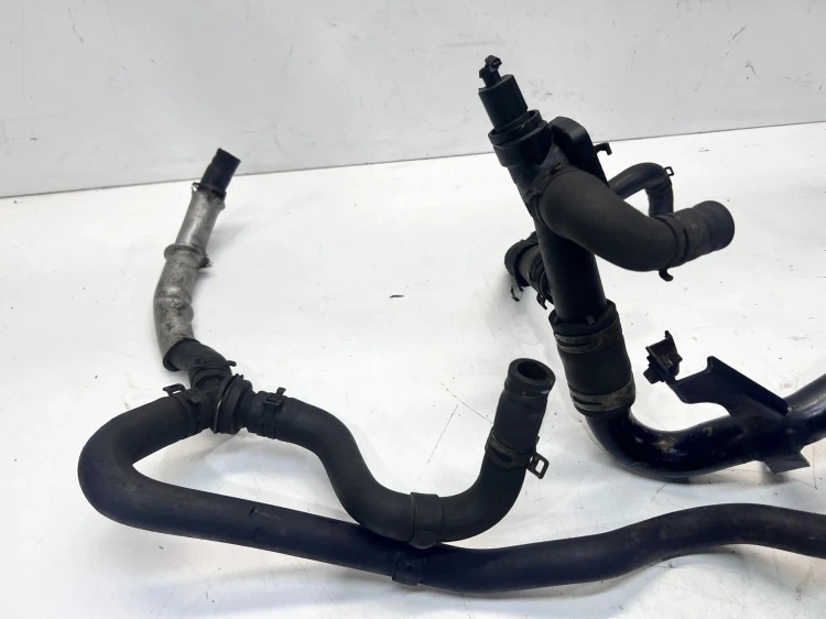 PRZEWÓD RURA WĄŻ WODY VW CRAFTER 03L121131P