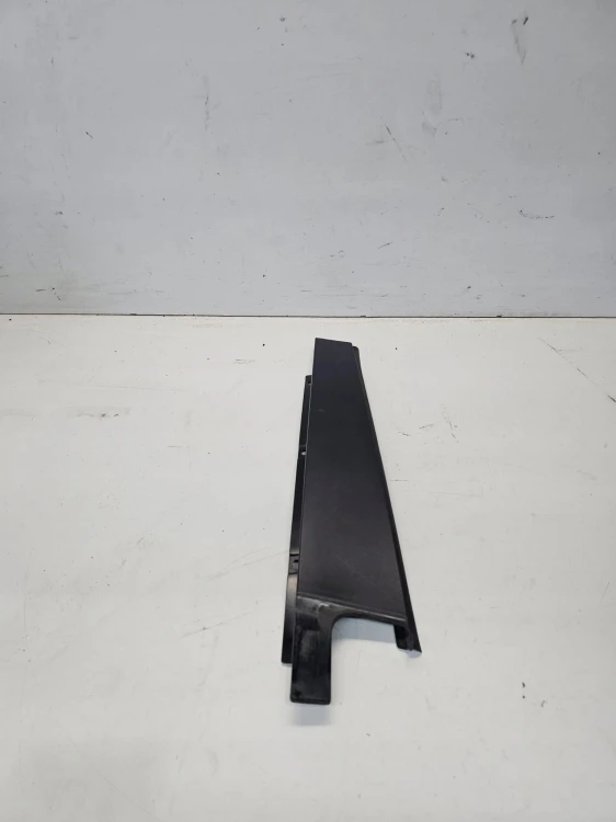 NAKŁADKA OSŁONA DRZWI PRAWY TYŁ AUDI Q5 8R 8R0839902N MAT
