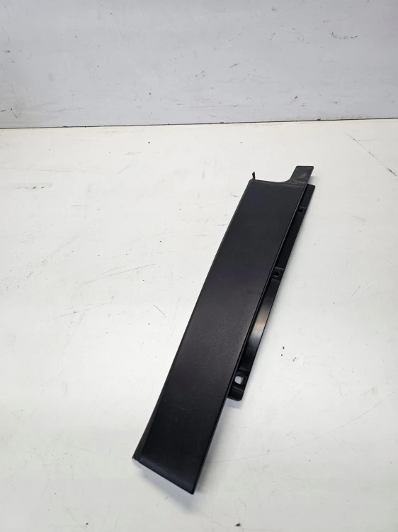 NAKŁADKA OSŁONA DRZWI PRAWY TYŁ AUDI Q5 8R 8R0839902N MAT