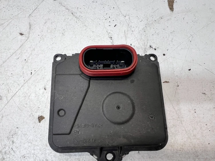 PRZETWORNICA MODUŁ LED AUDI A4 B9 A5 4M0907397AA