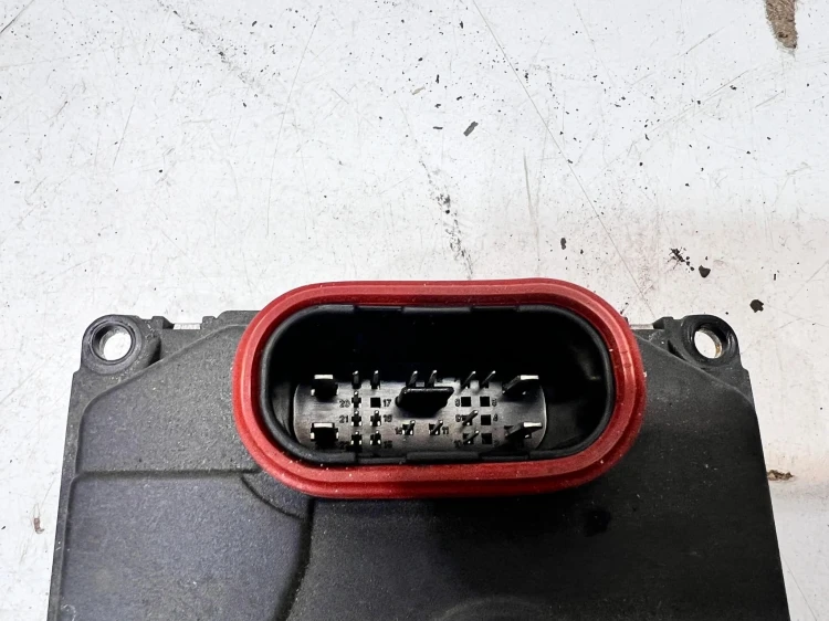 PRZETWORNICA MODUŁ LED AUDI A4 B9 A5 4M0907397AA