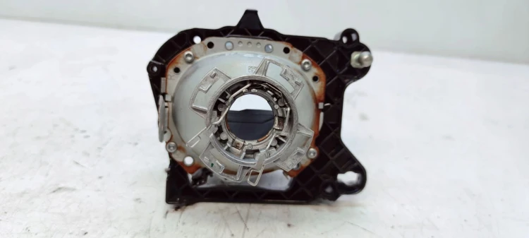 SOCZEWKA REFLEKTORA BI XENON LEWA AUDI A6 C6 15538804 16015700 EU