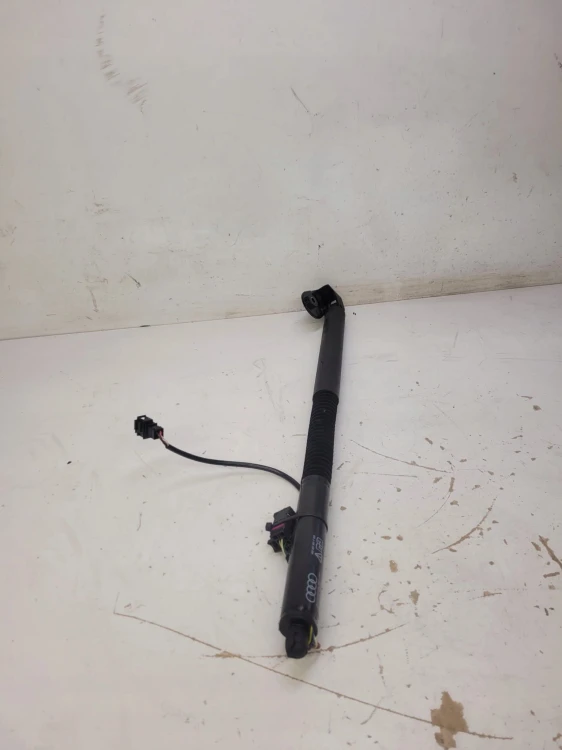SIŁOWNIK TELESKOP KLAPY TYŁ AUDI A7 4G8827851F