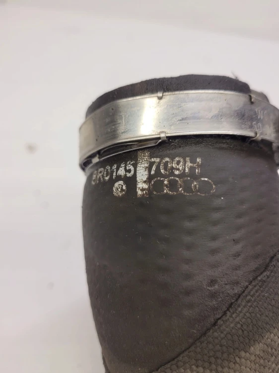 RURA WĄŻ INTERCOOLERA AUDI Q5 8R 2.0 8R0145709H