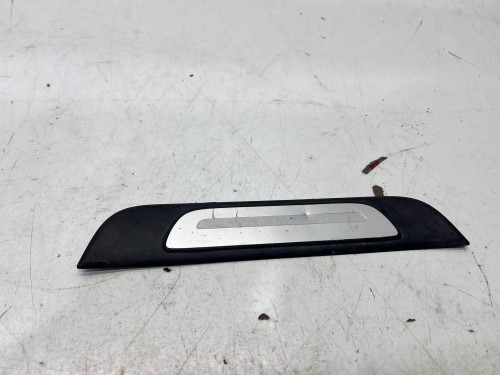 LISTWA PROGOWA LEWY TYŁ AUDI A3 8V4 SPORTBACK 8V4853557A 1/26