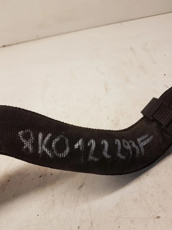 RURA WĄŻ WODY AUDI A4 B8 A5 8K0122293F