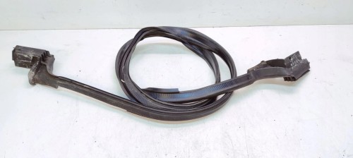 USZCZELKA POJEMNIKA DACHU AUDI A3 8V CABRIO 8V7825397