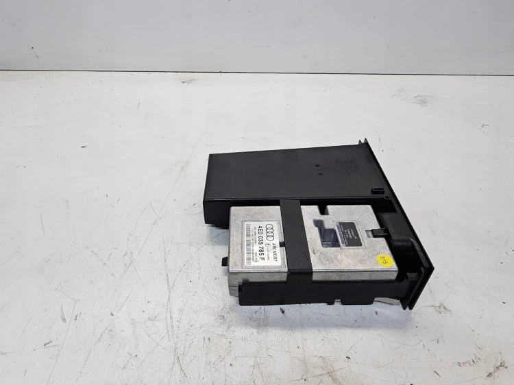 MODUŁ INTERFACE AUDIO AMI AUDI A4 B8 A5 4E0035785F