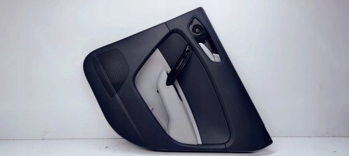 BOCZEK DRZWI PRAWY TYŁ AUDI A1 8X4867306 *61*