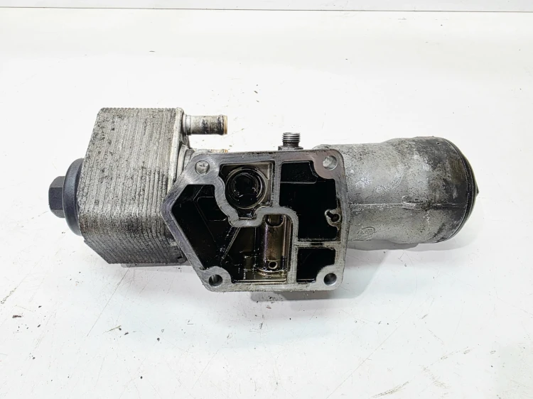 OBUDOWA FILTRA OLEJU AUDI VOLKSWAGEN SEAT SKODA TDI 045115389K