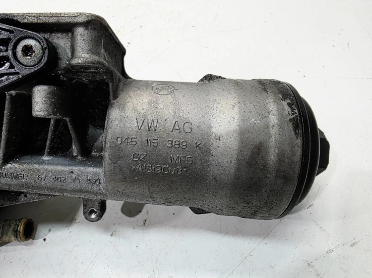 OBUDOWA FILTRA OLEJU AUDI VOLKSWAGEN SEAT SKODA TDI 045115389K