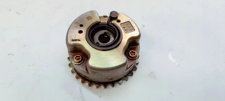 WARIATOR WYDECHOWY KOŁO FAZ AUDI A6 C7 A7 2.8 FSI 3.0 TFSI 06E109084N